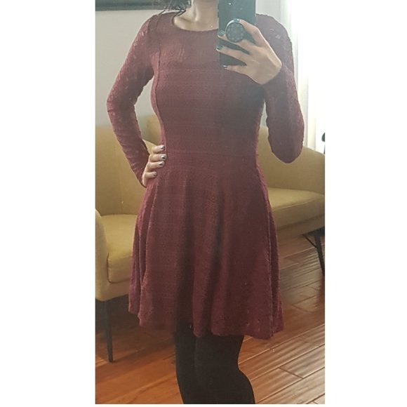 Brand new Red lace dress - Picture 2 of 8